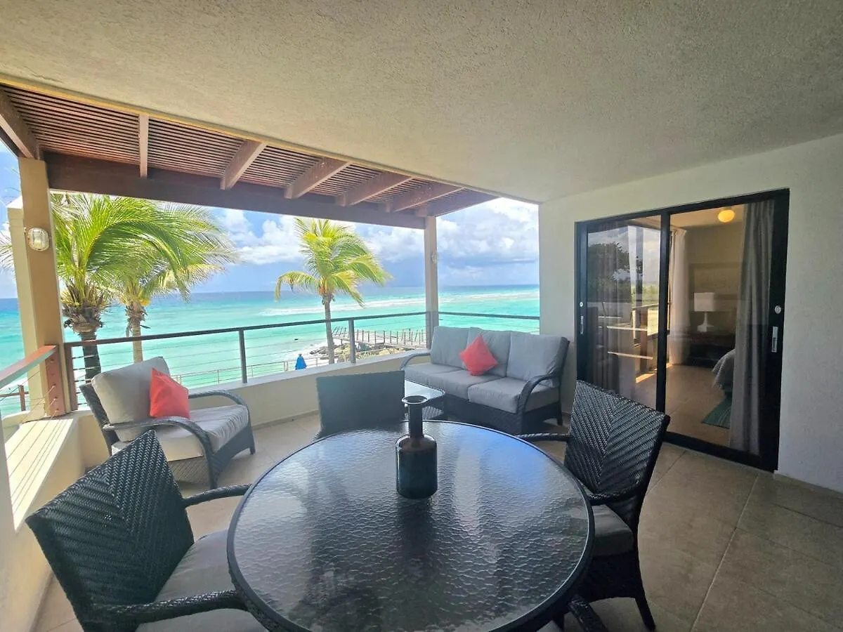 Апартаменты 5 St Lawrence Beach Condo Крайст-Черч